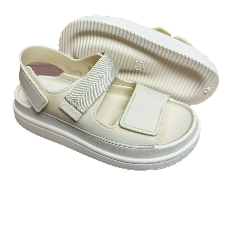 1757985524620778.jpg 雅购特拖鞋