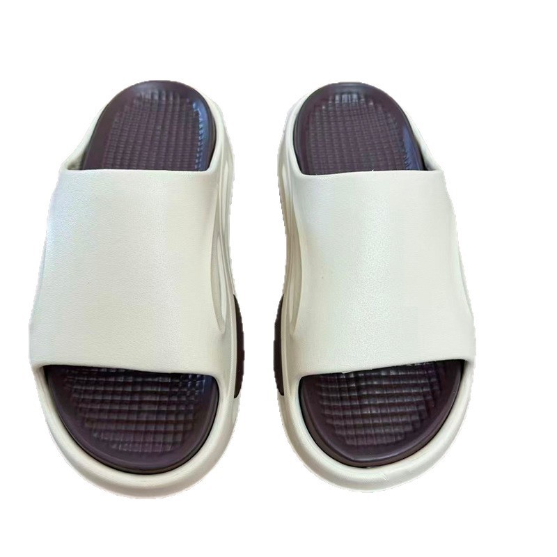 1757990760402155.jpg 雅购特拖鞋