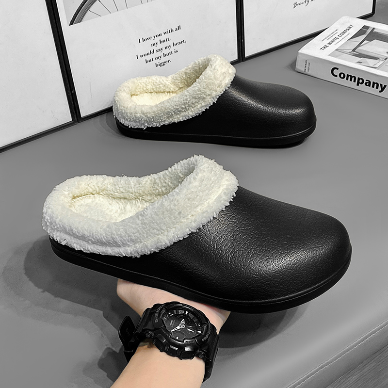 1758003689679233.jpg 雅购特拖鞋