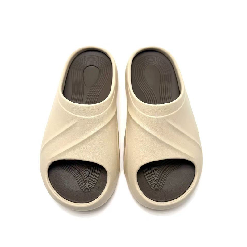 1758009937152522.jpg 雅购特拖鞋