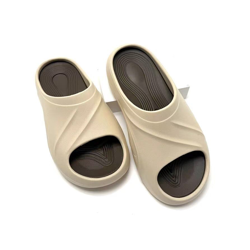 1758009937643935.jpg 雅购特拖鞋