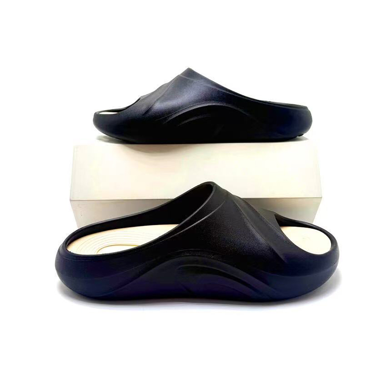 1758009948222611.jpg 雅购特拖鞋