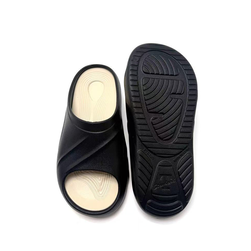 1758009948997033.jpg 雅购特拖鞋