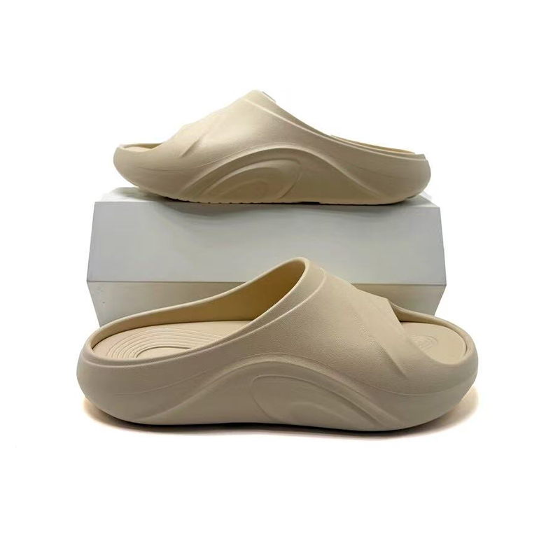 1758009957839421.jpg 雅购特拖鞋