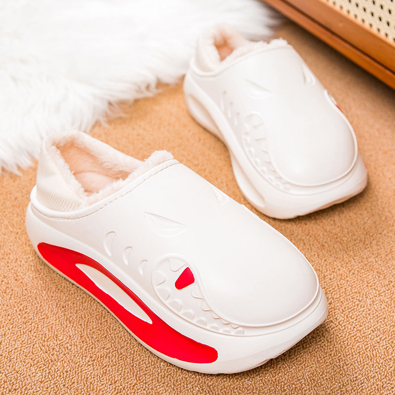 1758081004872584.jpg 雅购特拖鞋