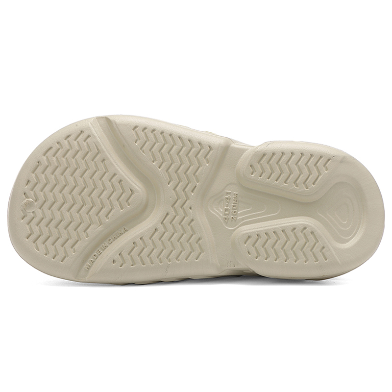 1758089366203259.jpg 雅购特拖鞋