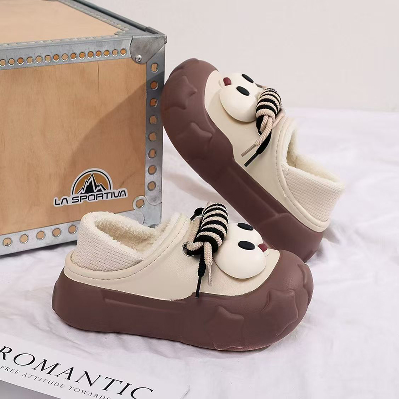 1758094548774777.jpg 雅购特拖鞋