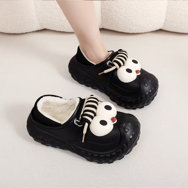 1758099222967612.jpg 雅购特拖鞋