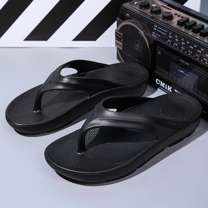 1758164512170788.jpg 雅购特拖鞋