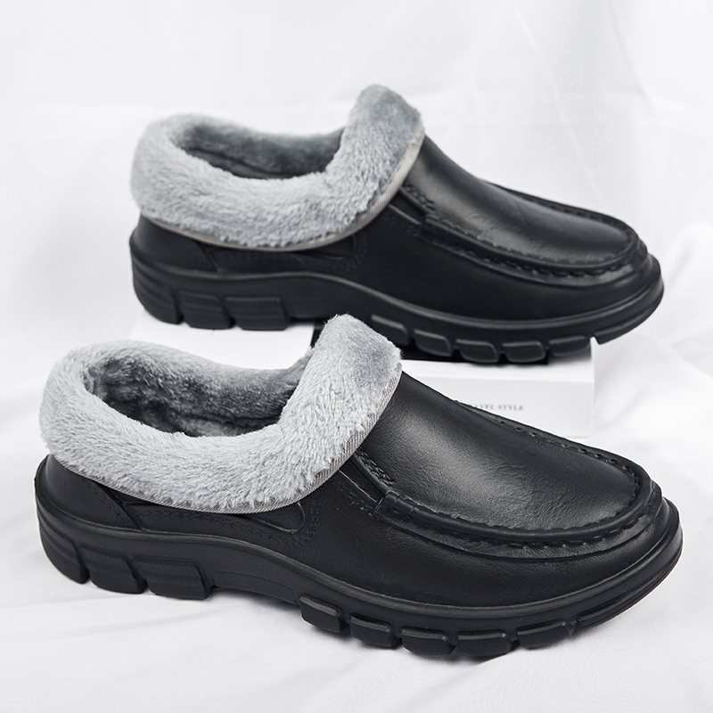 1758174501136179.jpg 雅购特拖鞋