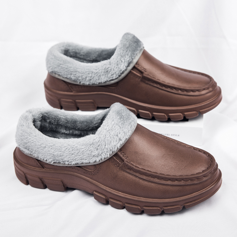 1758174501855914.jpg 雅购特拖鞋