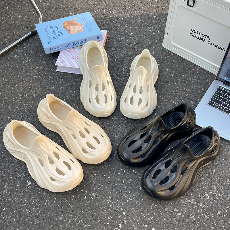 1758175488360343.jpg 雅购特拖鞋