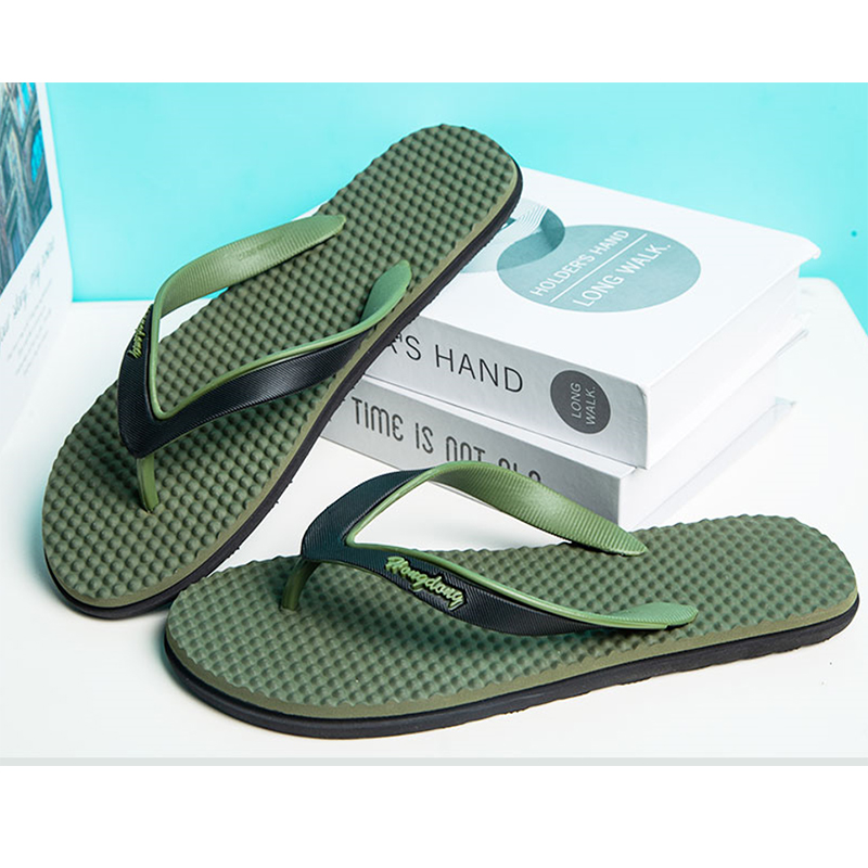 1758183755613002.jpg 雅购特拖鞋