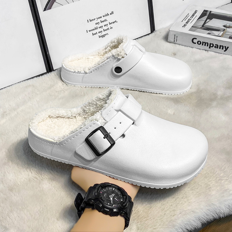 1758248930300612.jpg 雅购特拖鞋