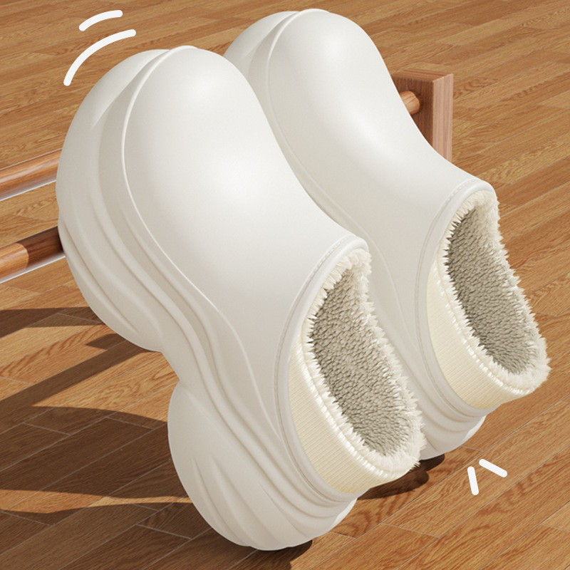 1758251563421339.jpg 雅购特拖鞋