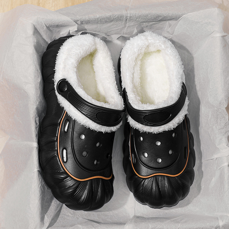 1758260576306436.jpg 雅购特拖鞋