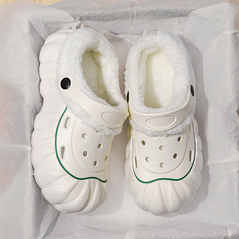 1758260577249489.jpg 雅购特拖鞋