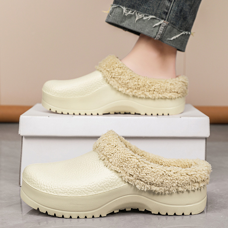 1758262968826465.jpg 雅购特拖鞋