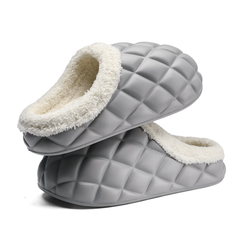 1758263778537572.jpg 雅购特拖鞋