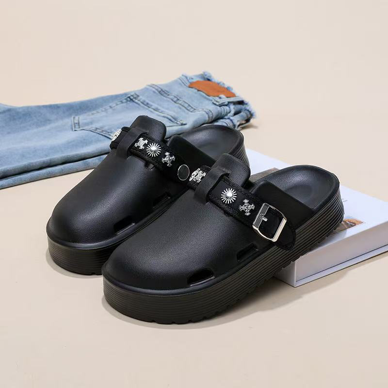 1758264277189378.jpg 雅购特拖鞋