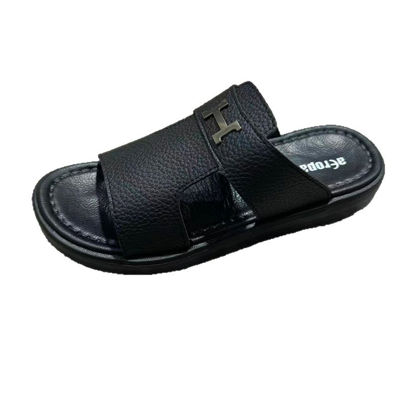 1758269779943759.jpg 雅购特拖鞋