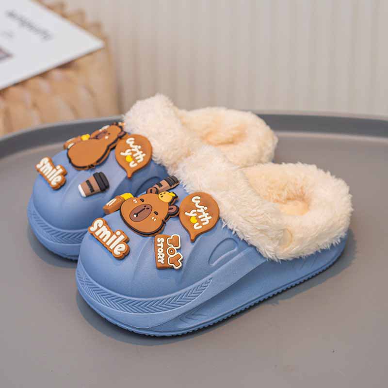 1758350823329230.jpg 雅购特拖鞋