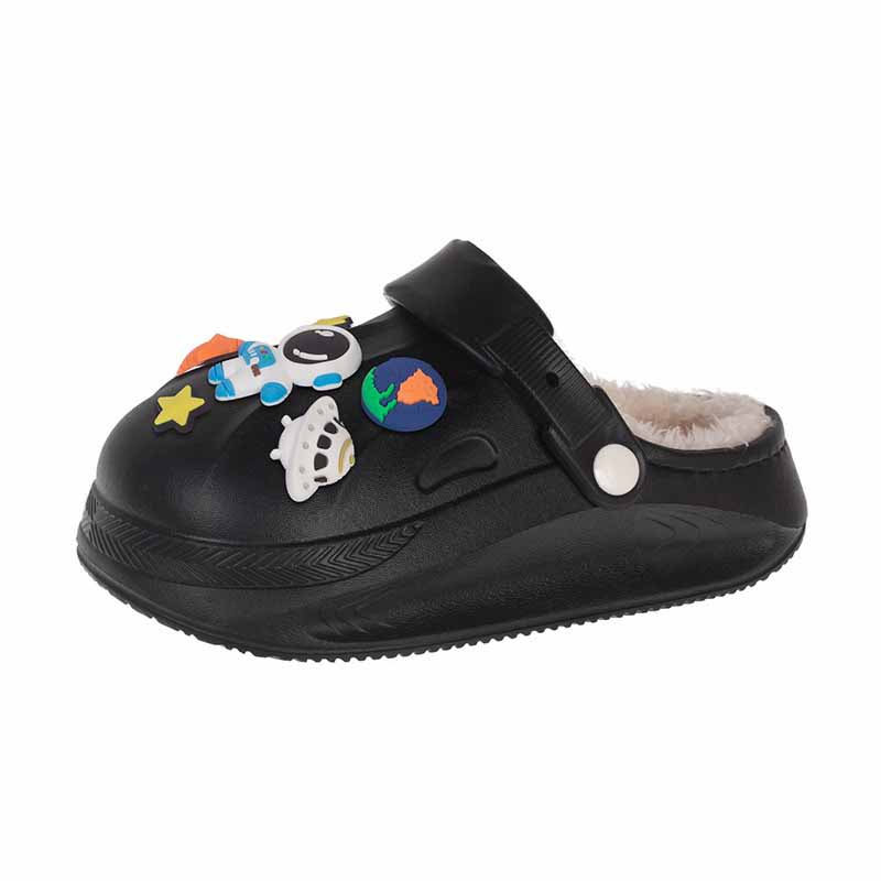 1758353188207964.jpg 雅购特拖鞋