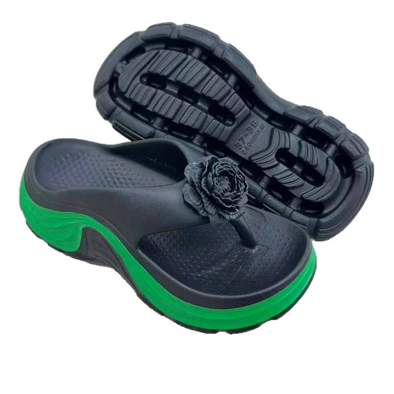 1758503016425822.jpg 雅购特拖鞋