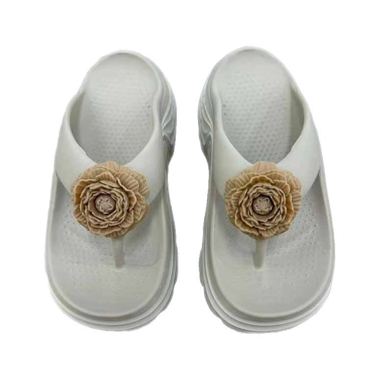 1758503025171555.jpg 雅购特拖鞋