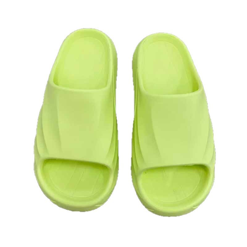 1758505233890964.jpg 雅购特拖鞋