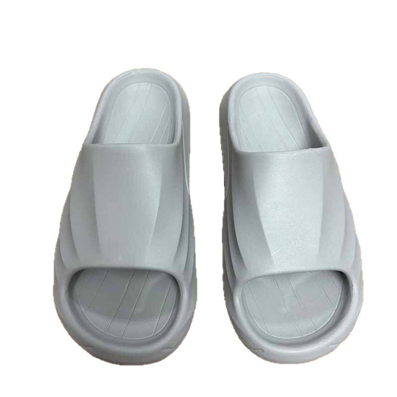 1758507207158998.jpg 雅购特拖鞋