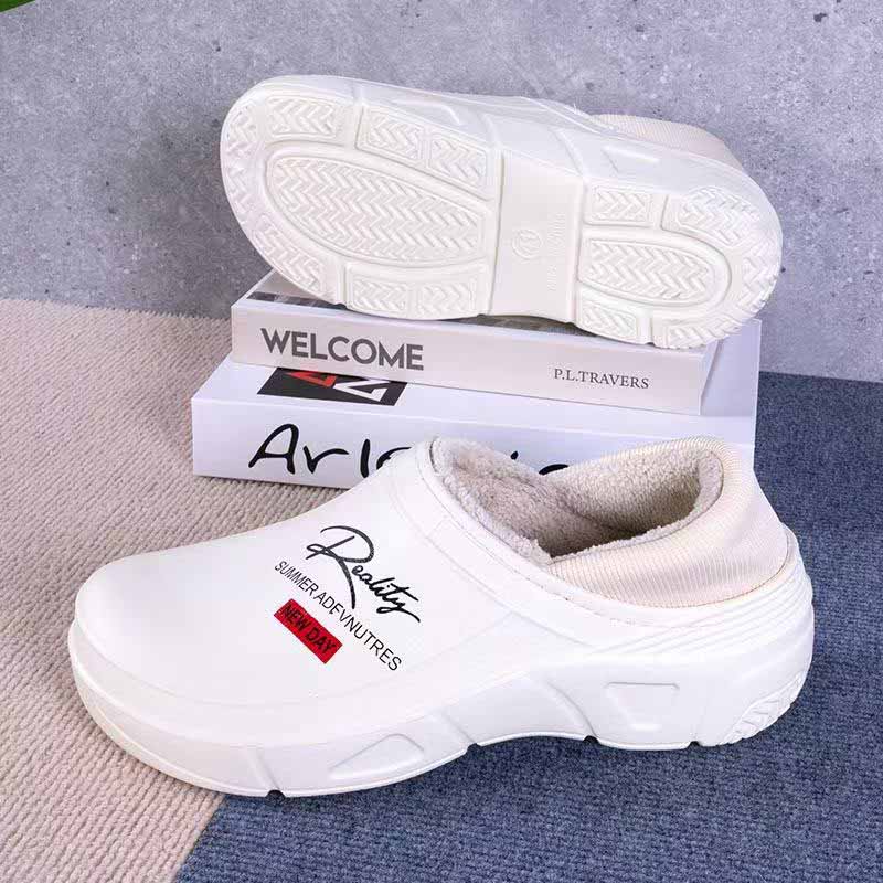 1758509909751468.jpg 雅购特拖鞋