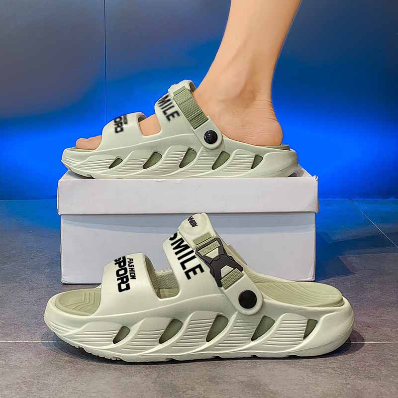 1758526757593359.jpg 雅购特拖鞋