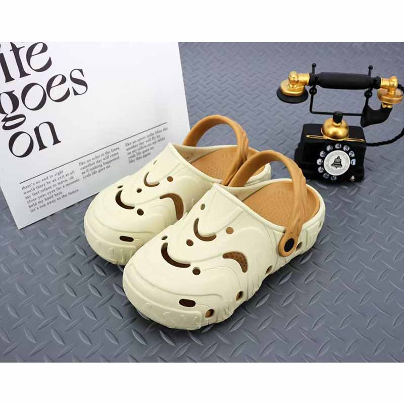 1758592353125460.jpg 雅购特拖鞋