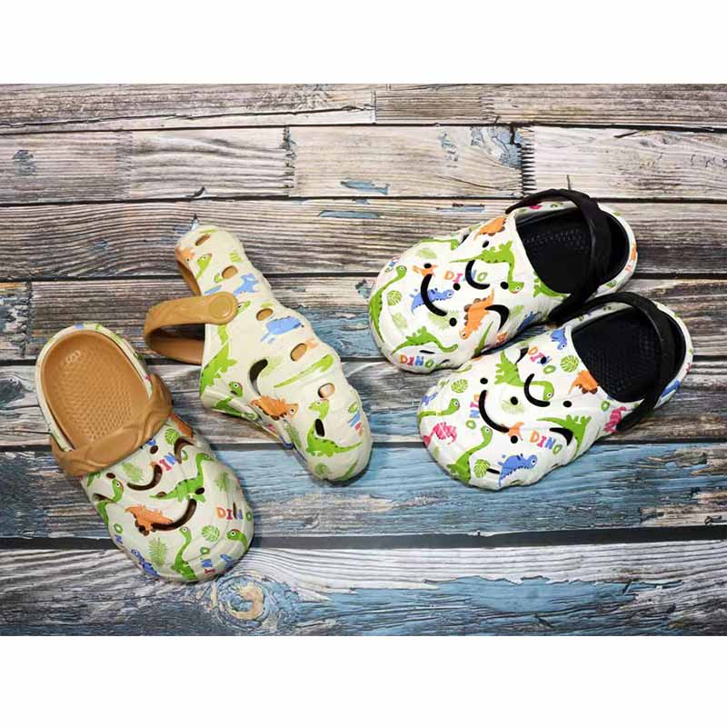 1758593357671719.jpg 雅购特拖鞋