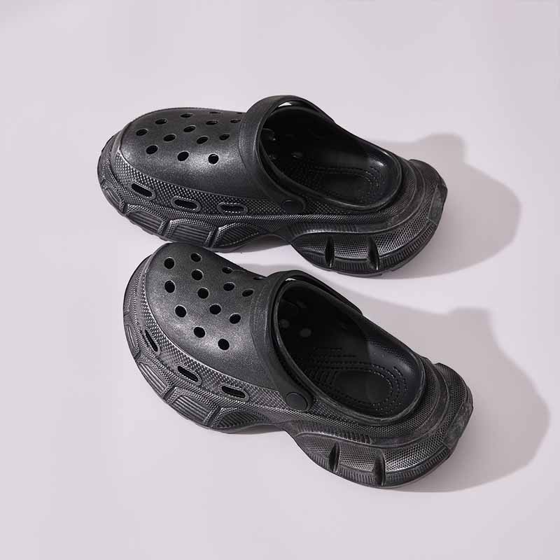 1758606465588583.jpg 雅购特拖鞋