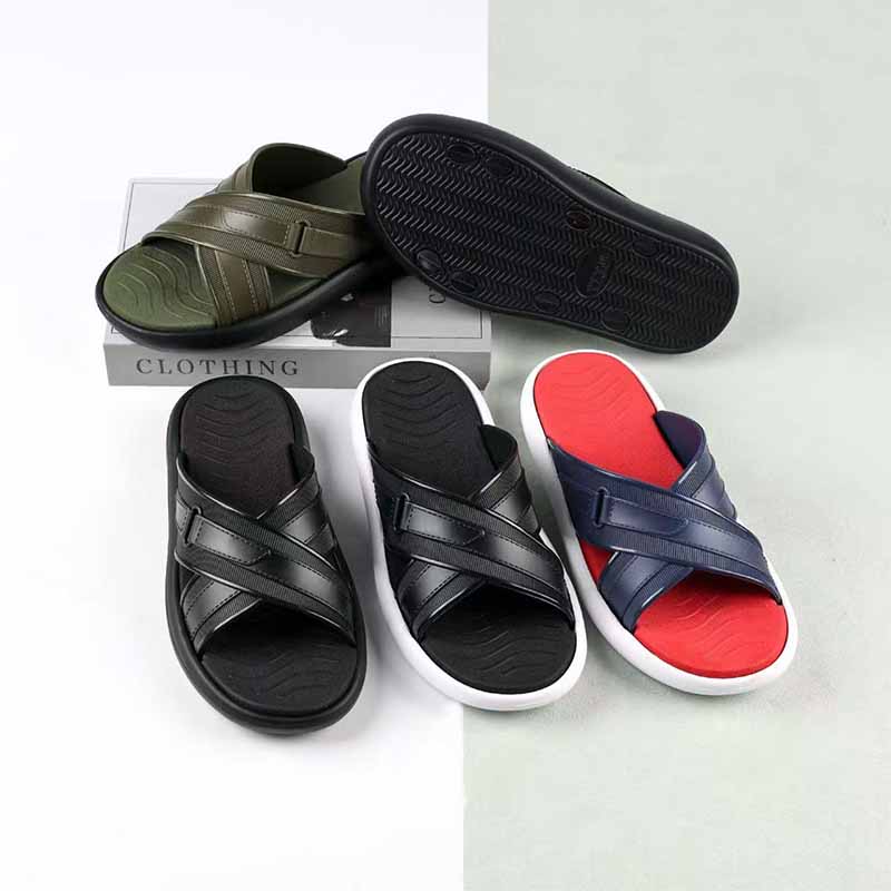 1758675430550339.jpg 雅购特拖鞋