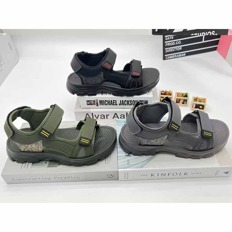 1758676861599580.jpg 雅购特拖鞋