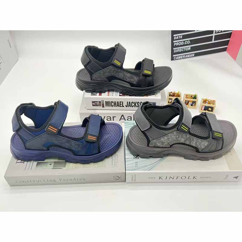 1758676861928279.jpg 雅购特拖鞋