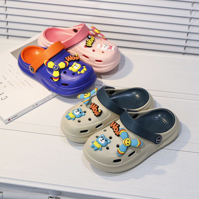 1758681138166791.jpg 雅购特拖鞋