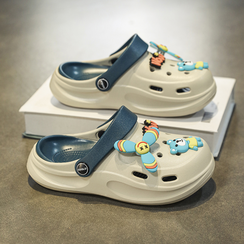 1758681146198617.jpg 雅购特拖鞋