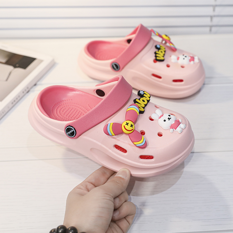 1758681156110878.jpg 雅购特拖鞋