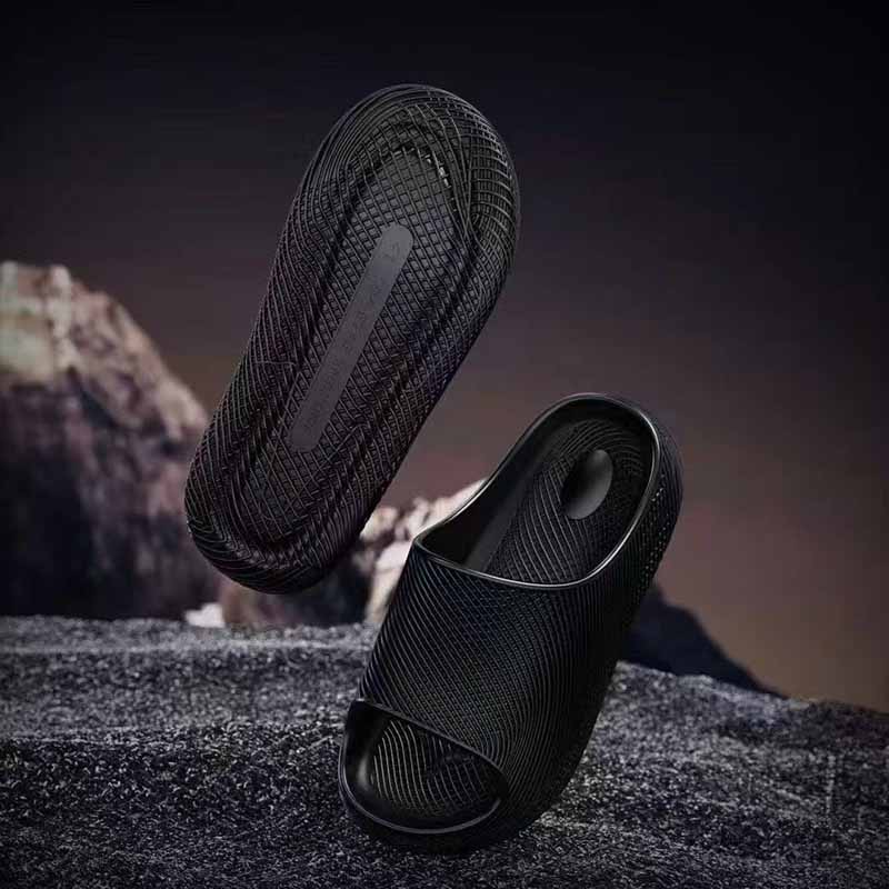 1758692439537456.jpg 雅购特拖鞋