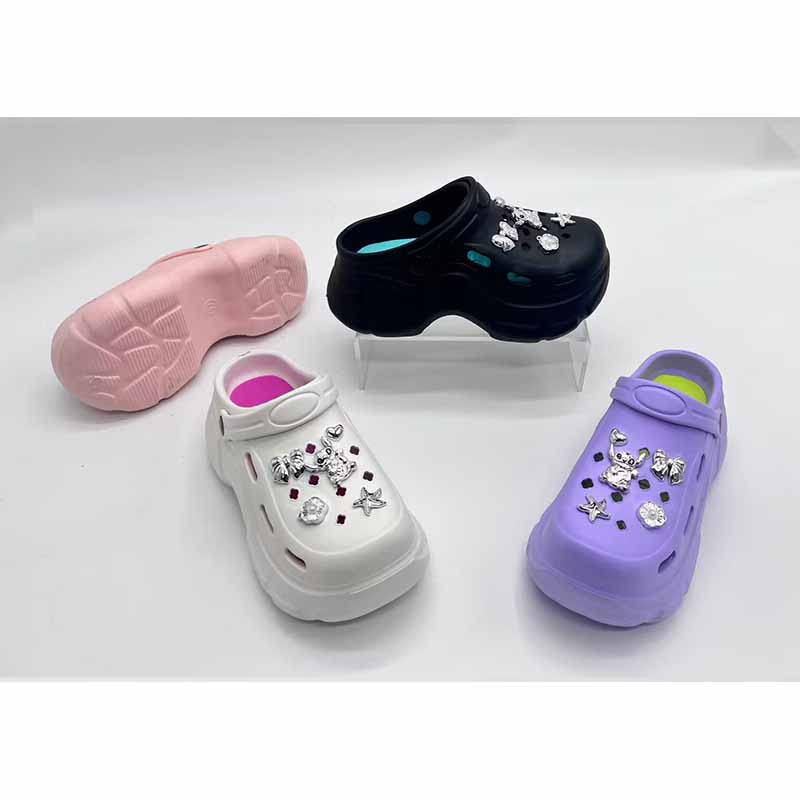 1758692713522552.jpg 雅购特拖鞋