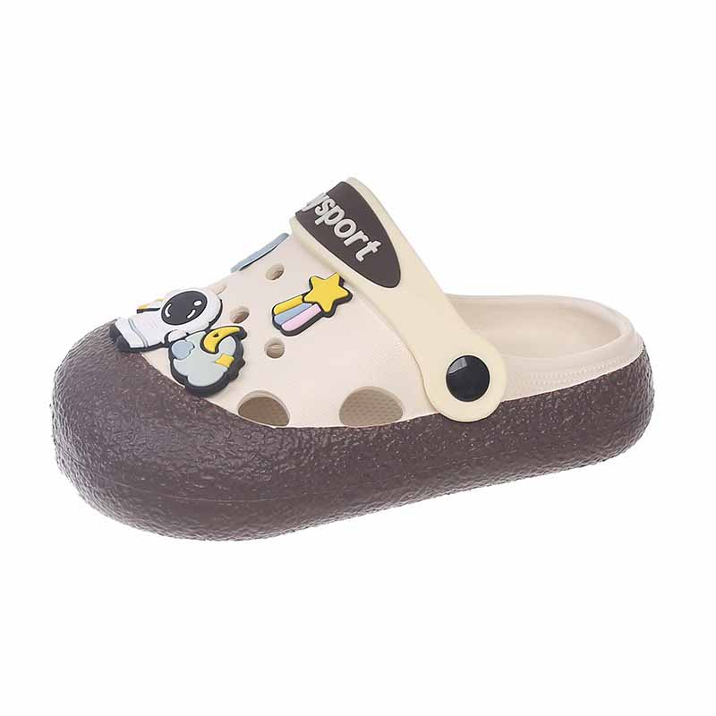 1758764178846720.jpg 雅购特拖鞋