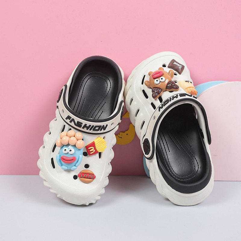 1758780319327260.jpg 雅购特拖鞋