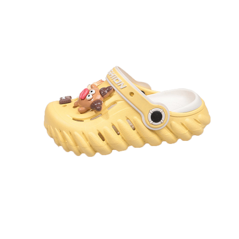 1758780339658358.jpg 雅购特拖鞋