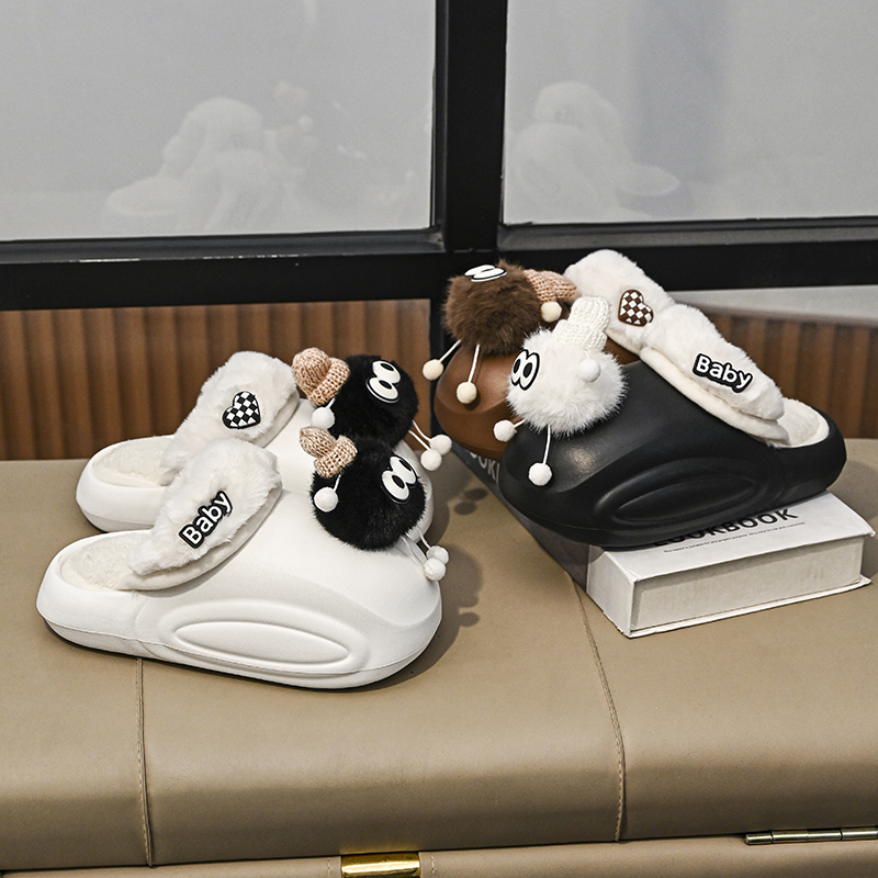 1758785523620956.jpg 雅购特拖鞋