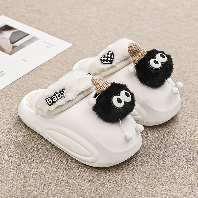 1758785532539734.jpg 雅购特拖鞋