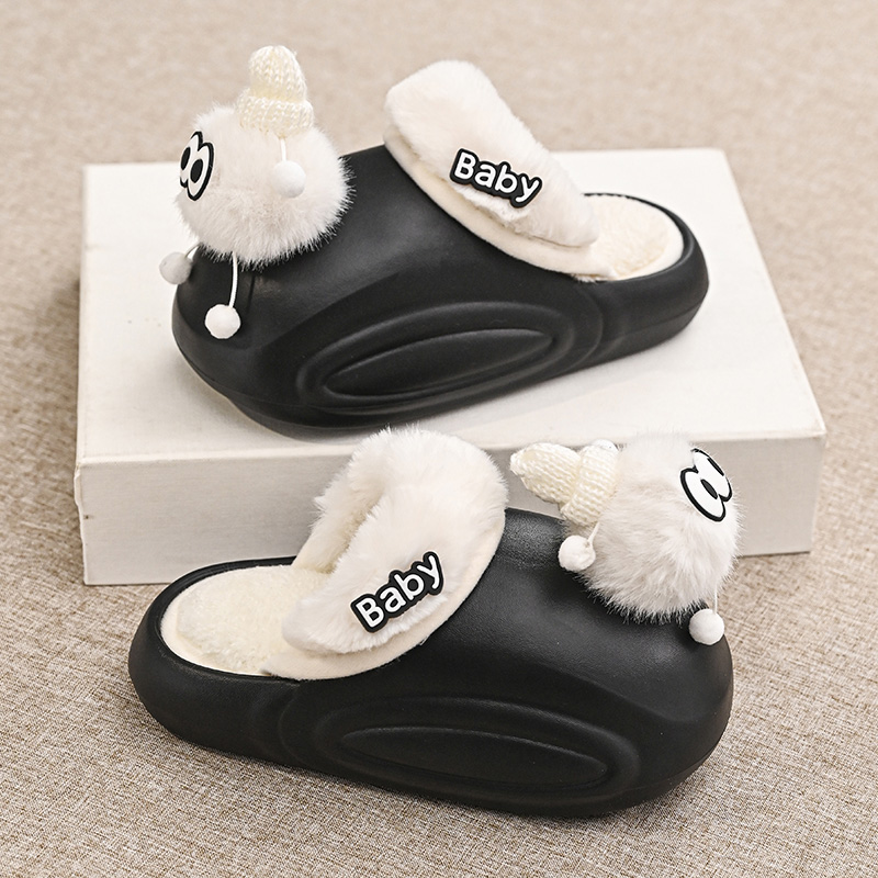 1758785541260502.jpg 雅购特拖鞋